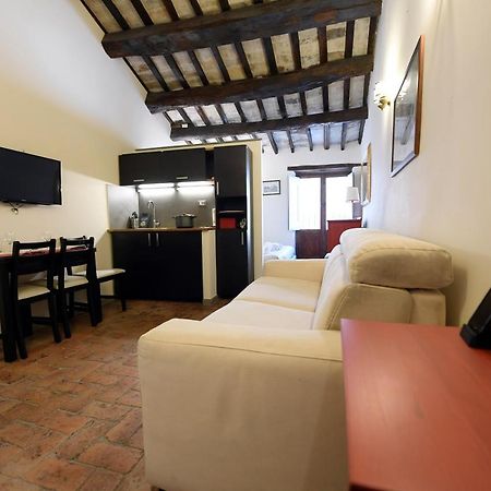 Grotte - Campo De' Fiori Apartment Рим Екстериор снимка